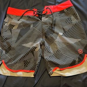 Virus AIRFLEX shorts